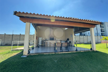 Casa à venda com 3 quartos, sendo 1 suíte, no condomínio Vila Ytu, Indaiatuba - SP
