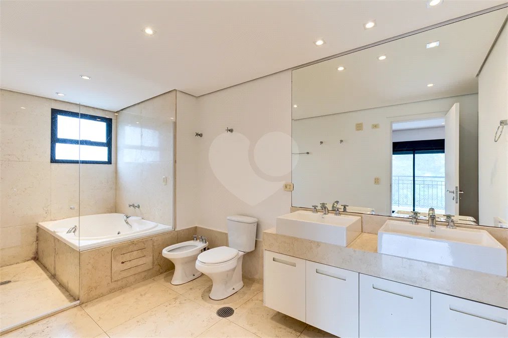 Apartamento à venda ou para alugar com 4 suítes em Alto da Boa Vista, São Paulo, SP