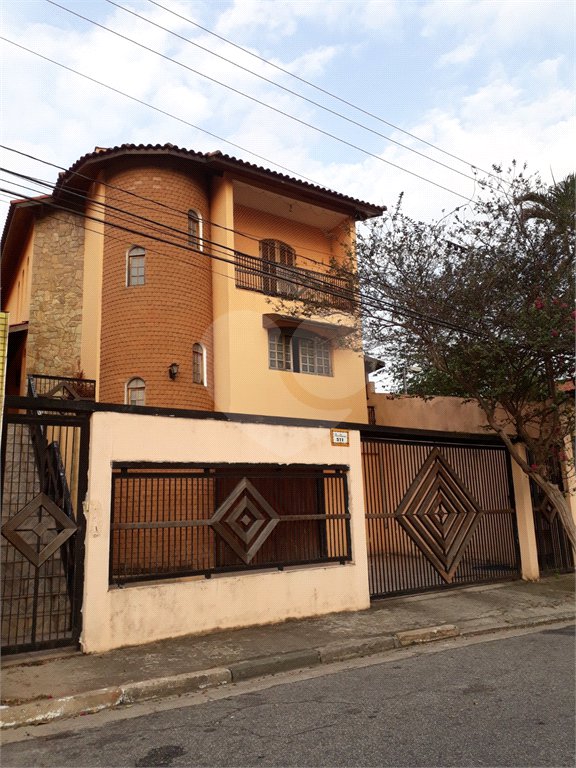 Sobrado à venda com 3 suítes em Vila Bonilha, São Paulo, SP