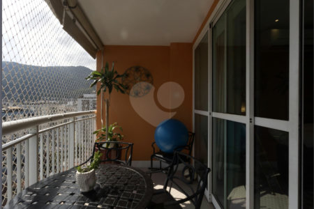 Cobertura à venda com 3 quartos, sendo 2 suítes, em Tijuca, Rio de Janeiro, RJ