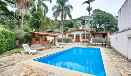 Casa à venda com 3 quartos, sendo 2 suítes,  em Alto da Boa Vista, São Paulo, SP
