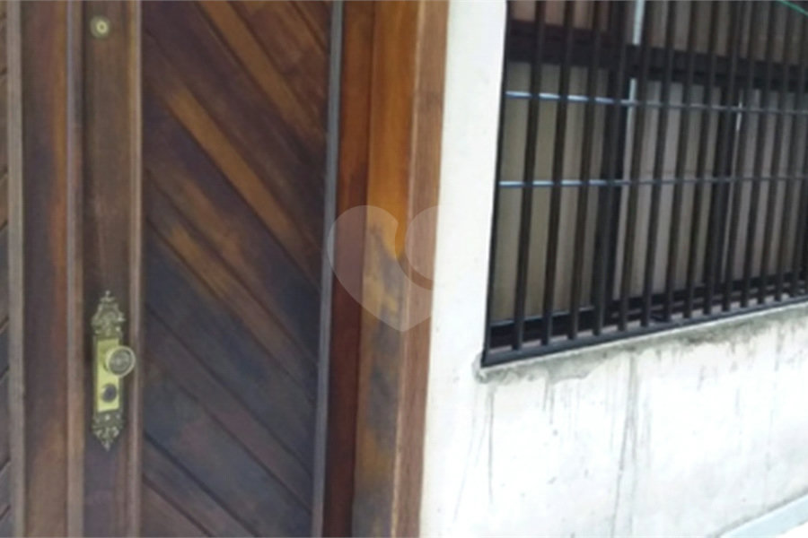 Sobrado à venda com 3 quartos, sendo 1 suíte, em Parque Edu Chaves, São Paulo, SP