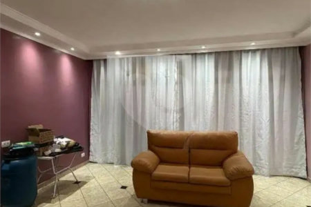 Casa à venda com 3 quartos em Vila dos Remédios, São Paulo, SP