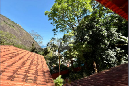 Casa à venda com 4 quartos, sendo 1 suíte, em Lagoa, Rio de Janeiro, RJ