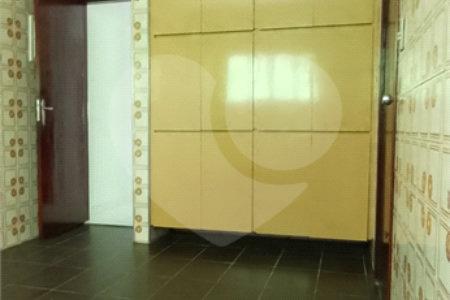 Sobrado à venda com 2 quartos em Jardim Itacolomi, São Paulo, SP