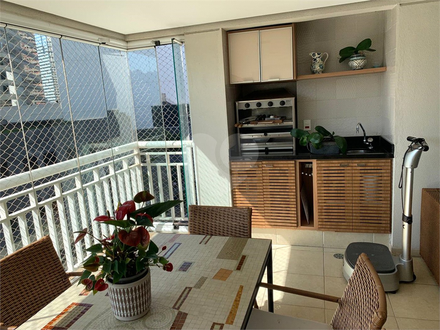 Apartamento à venda com 4 quartos, sendo 3 suítes, em Chácara Santo Antônio (zona Sul), São Paulo, SP