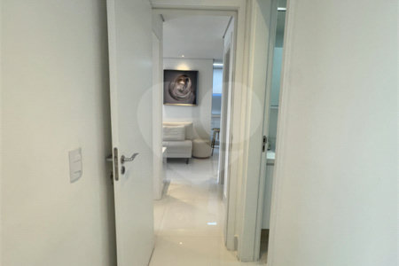 Apartamento à venda com 2 quartos, sendo 1 suíte, em Barra Funda, São Paulo, SP