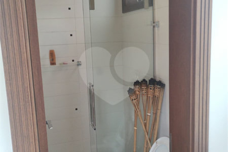 Casa à venda com 5 quartos, sendo 4 suítes, no condomínio Santa Teresa, Jundiaí - SP