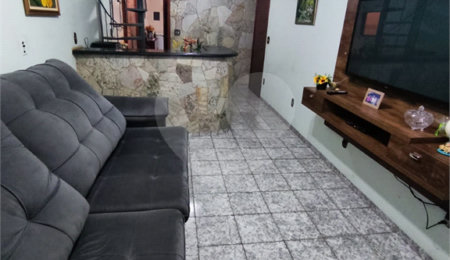 Sobrado à venda com 3 quartos, sendo 1 suíte,  em Campos Elíseos, Ribeirão Preto, SP