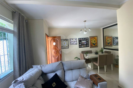 Casa Térrea à venda com 3 quartos, sendo 1 suíte, em Santa Teresinha, São Paulo, SP