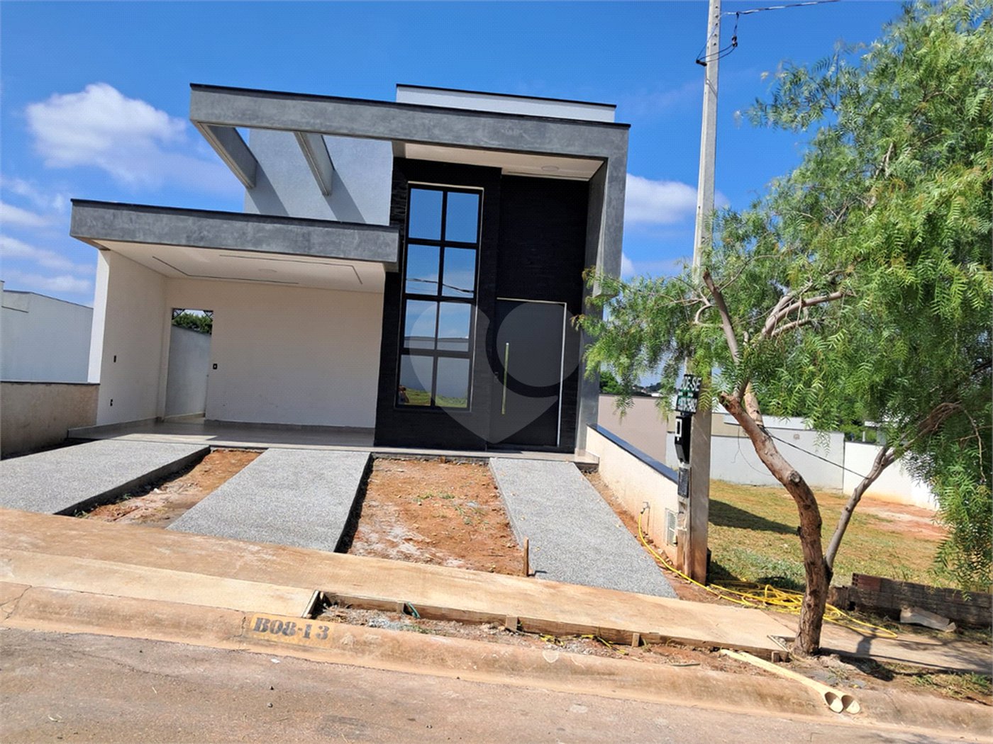 Casa à venda com 3 quartos, sendo 1 suíte,  no condomínio Reserva Ipanema I, Sorocaba - SP