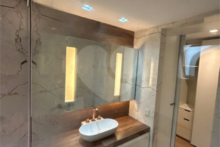 Apartamento à venda com 2 suítes em Parque do Morumbi, São Paulo, SP