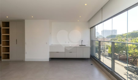 Apartamento à venda com 3 suítes em Campo Belo, São Paulo, SP
