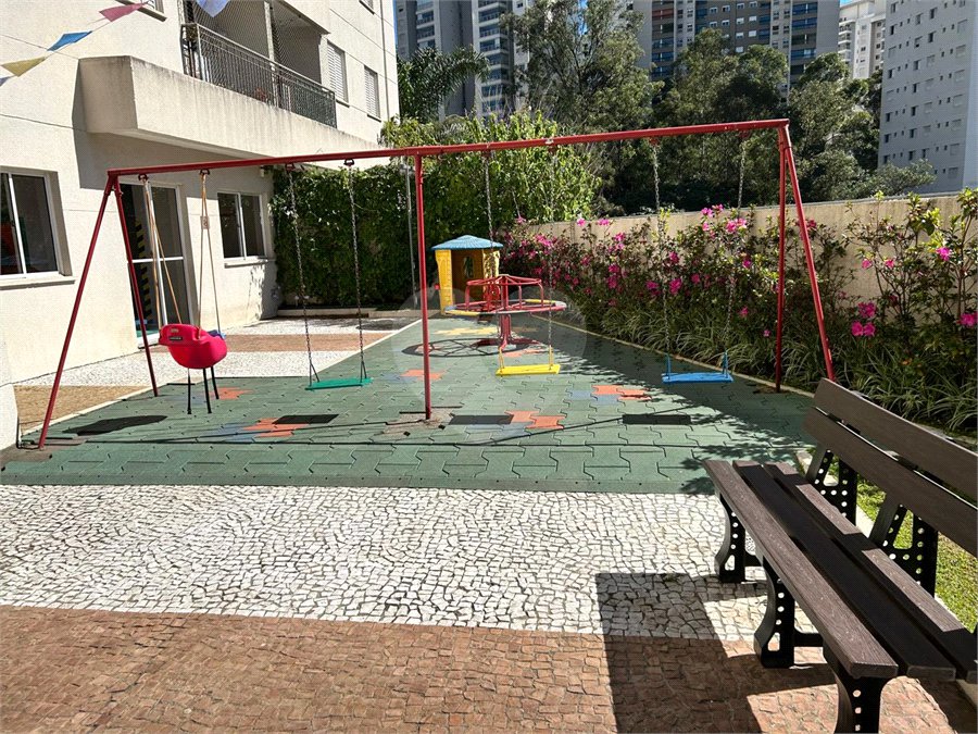 Apartamento à venda com 2 quartos, sendo 1 suíte, em Vila Andrade, São Paulo, SP
