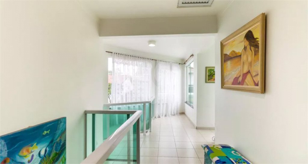 Sobrado à venda com 3 quartos, sendo 1 suíte, em Tremembé, São Paulo, SP