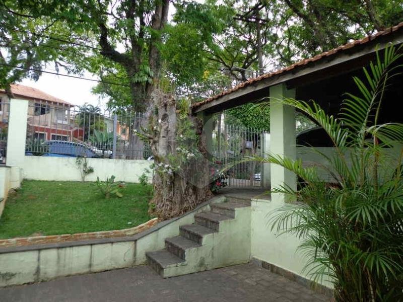 Casa à venda com 3 quartos, sendo 1 suíte,  em Jardim Londrina, São Paulo, SP
