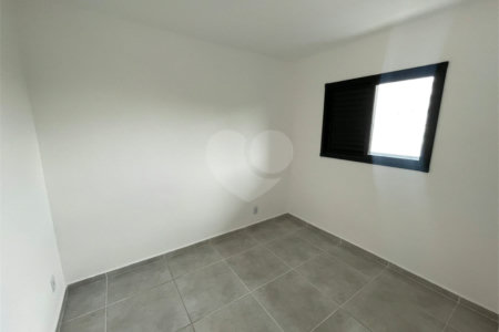 Apartamento à venda com 2 quartos em Vila Guilhermina, São Paulo, SP