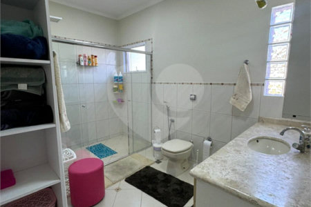 Casa à venda com 3 quartos, sendo 1 suíte, no condomínio Residencial Grape Village, Vinhedo - SP
