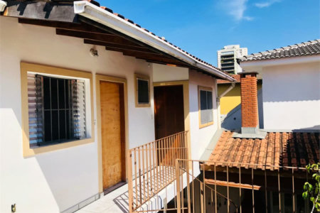 Sobrado à venda com 5 suítes em Vila Cordeiro, São Paulo, SP