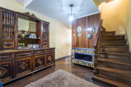 Sobrado à venda com 3 quartos em Vila Sônia, São Paulo, SP