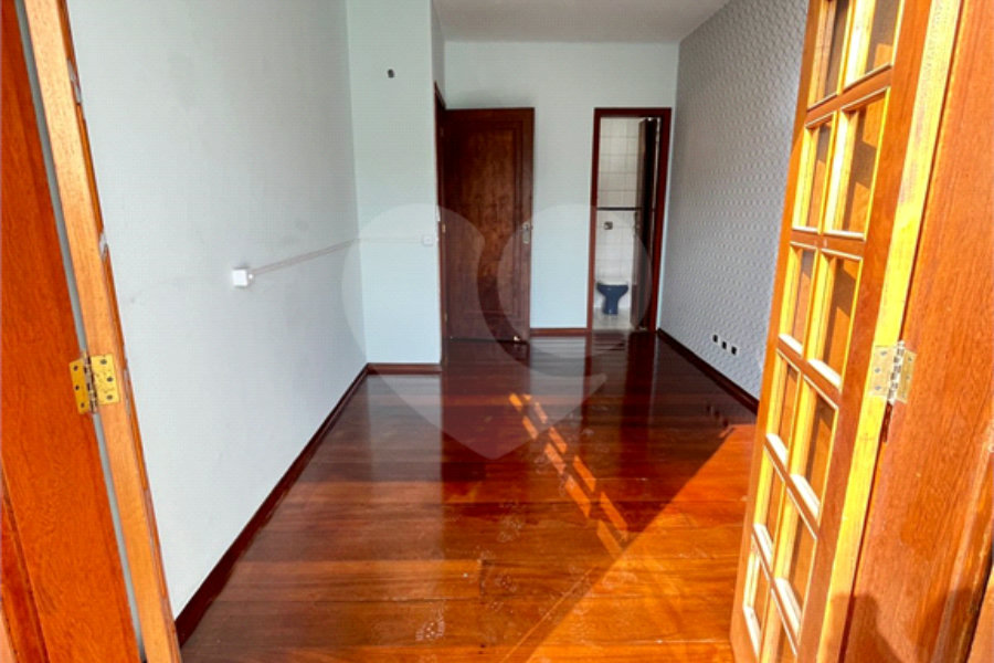 Sobrado à venda com 4 suítes em Tucuruvi, São Paulo, SP