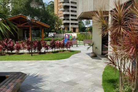 Apartamento à venda com 3 quartos, sendo 1 suíte, em Vila Andrade, São Paulo, SP