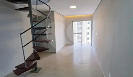 Cobertura à venda com 3 quartos, sendo 1 suíte, em Cambuci, São Paulo, SP