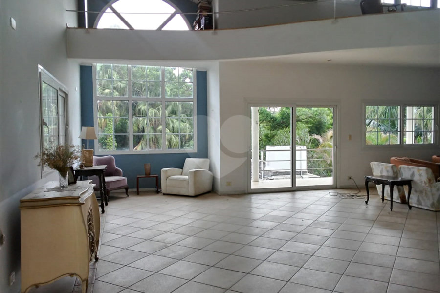 Sobrado à venda com 4 quartos, sendo 1 suíte, em Jardim Floresta, São Paulo, SP