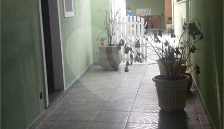 Sobrado à venda com 3 quartos, sendo 1 suíte, em Horto, São Paulo, SP