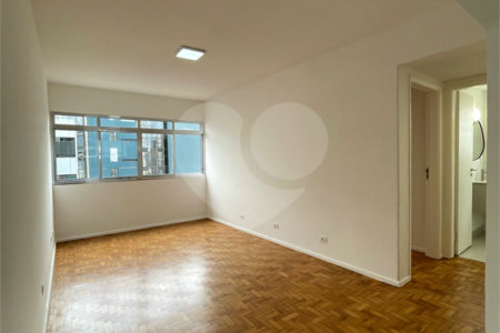 Apartamento à venda com 3 quartos, sendo 1 suíte, em Vila Mariana, São Paulo, SP