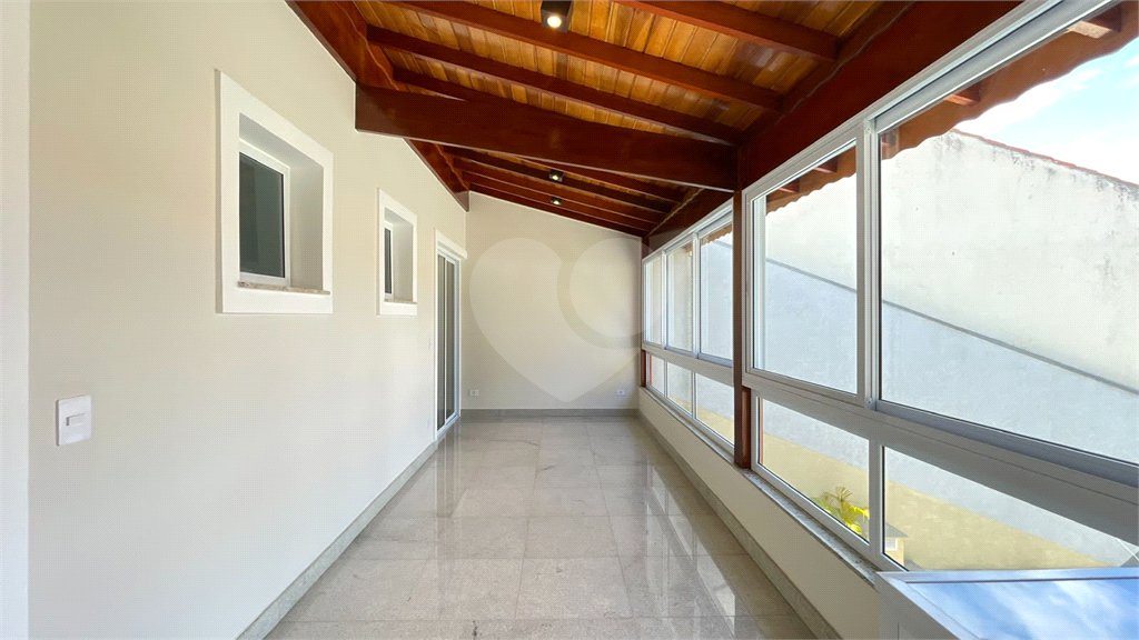 Sobrado à venda com 2 suítes em Tremembé, São Paulo, SP