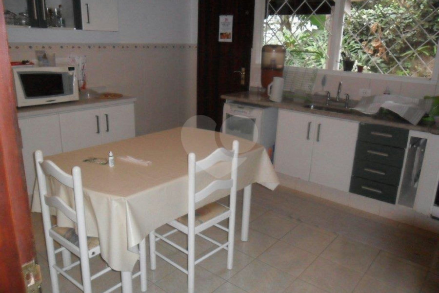 Sobrado à venda com 3 quartos, sendo 1 suíte, em Vila Albertina, São Paulo, SP