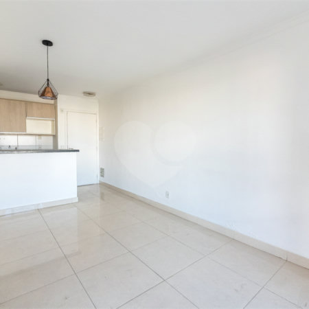Apartamento à venda com 3 quartos, sendo 1 suíte, em Jardim Parque Morumbi, São Paulo, SP