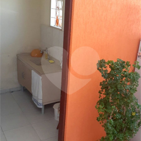 Casa à venda com 3 quartos, sendo 2 suítes, em Conjunto Habitacional Brás Cubas, Mogi das Cruzes, SP