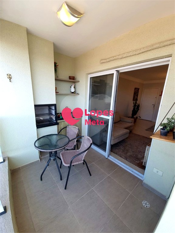 Apartamento à venda com 3 quartos, sendo 1 suíte, em Jardim das Indústrias, São José dos Campos, SP