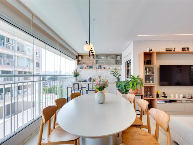 Apartamento à venda com 3 quartos, sendo 2 suítes,  em Santo Amaro, São Paulo, SP