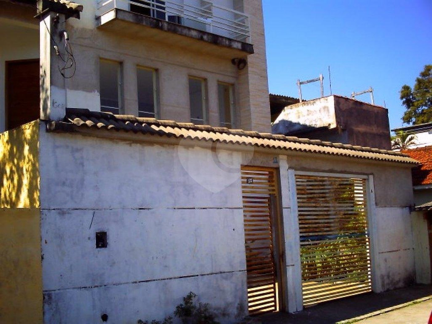 Sobrado à venda com 3 quartos, sendo 1 suíte, em Vila Irmãos Arnoni, São Paulo, SP