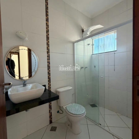 Casa à venda com 3 quartos, sendo 1 suíte, no condomínio Bella Vita, Atibaia - SP