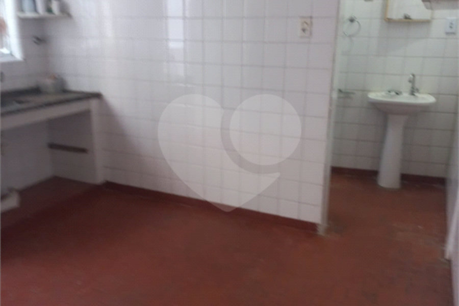 Casa à venda com 3 quartos em Vila Romero, São Paulo, SP