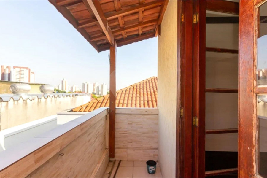 Sobrado à venda com 4 quartos, sendo 1 suíte,  em Jardim São Paulo(zona Norte), São Paulo, SP