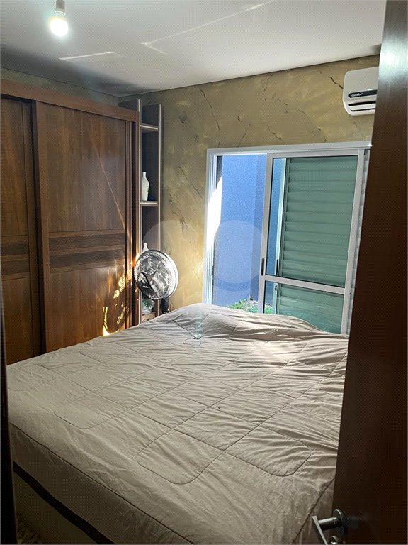 Sobrado à venda com 3 quartos, sendo 1 suíte, em Jardim Brogotá, Atibaia, SP