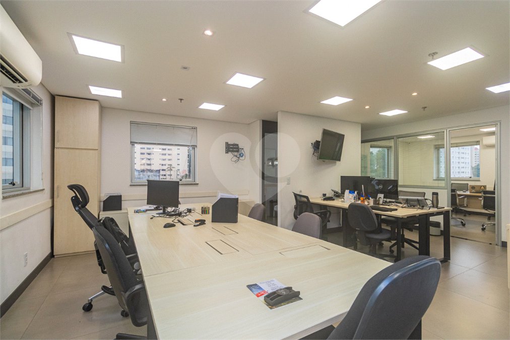 Sala à venda em Santo Amaro, São Paulo, SP