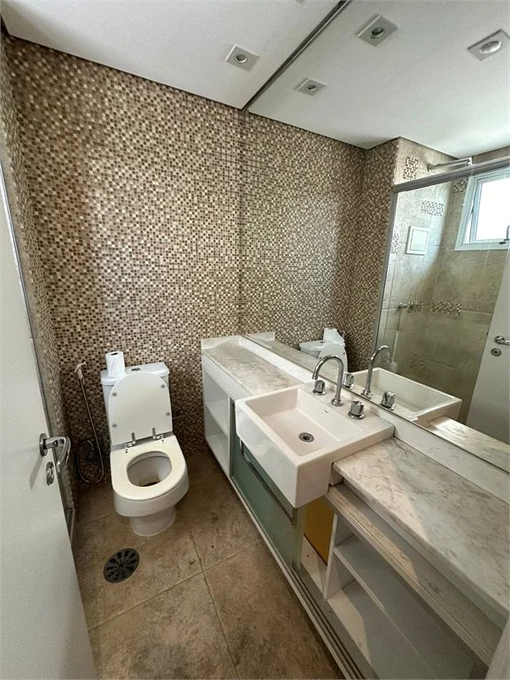 Apartamento à venda com 3 quartos, sendo 1 suíte, em Brooklin Paulista, São Paulo, SP