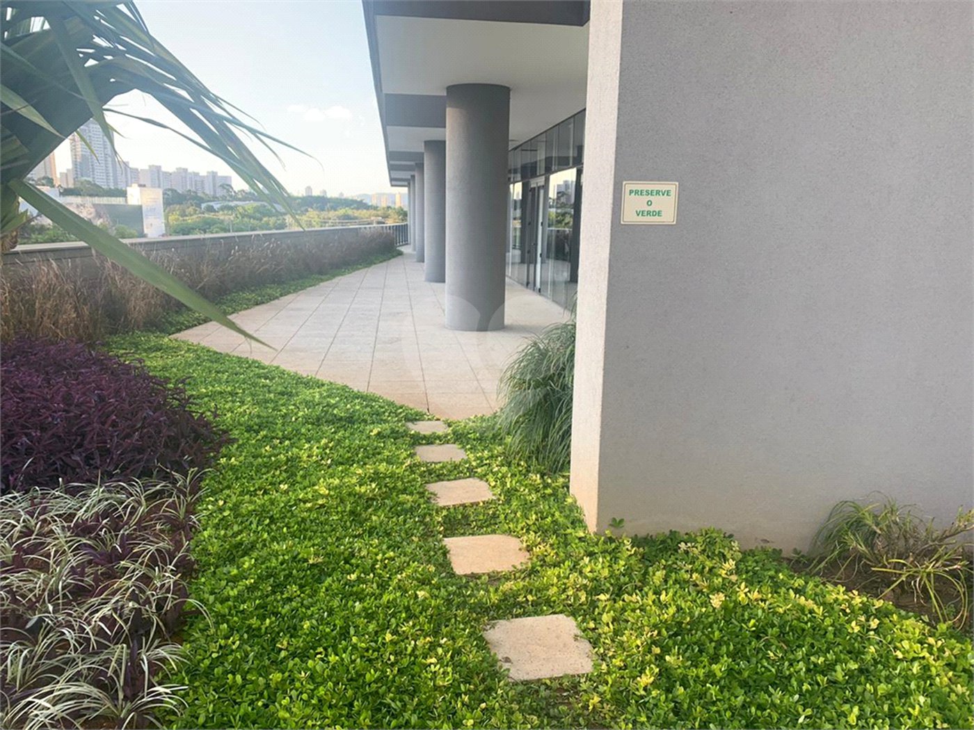 Apartamento à venda com 2 quartos, sendo 1 suíte, em Parque Industrial Tomas Edson, São Paulo, SP
