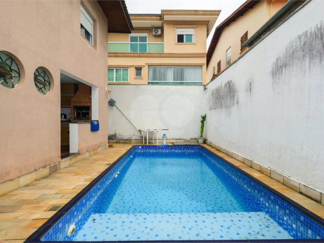 Casa à venda com 2 quartos, sendo 1 suíte,  em Morumbi, São Paulo, SP