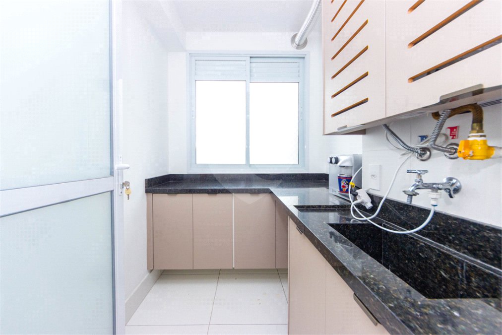 Apartamento à venda com 3 quartos, sendo 1 suíte,  em Vila Cruzeiro, São Paulo, SP