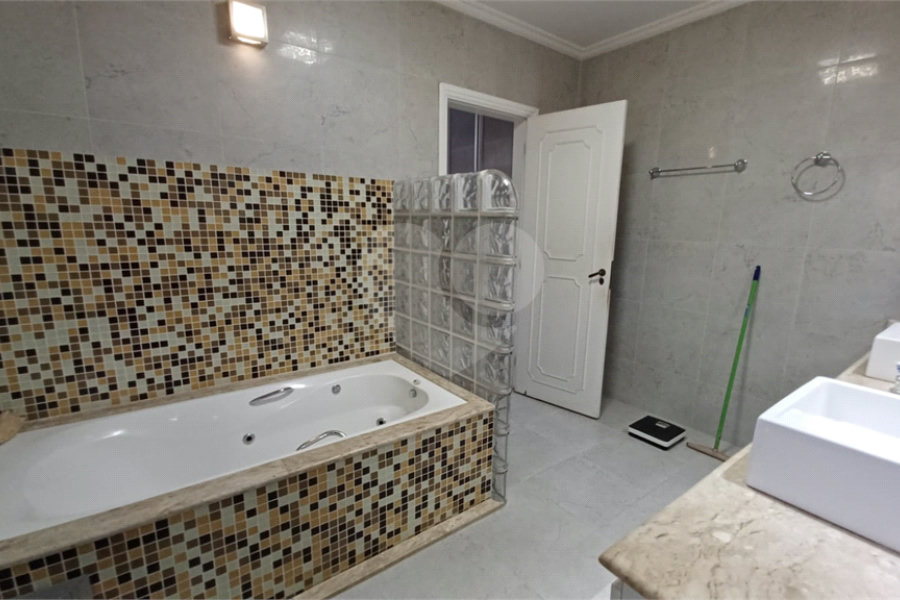 Casa à venda com 3 suítes em Tremembé, São Paulo, SP