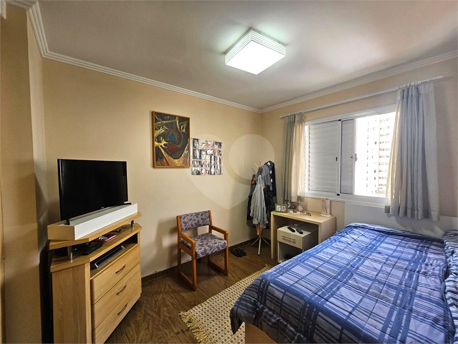 Apartamento à venda com 3 quartos, sendo 1 suíte, em Jardim Marajoara, São Paulo, SP