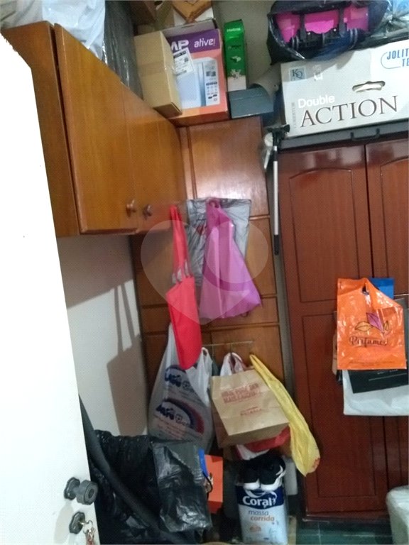 Sobrado à venda com 3 suítes em Jardim Realce, Suzano, SP