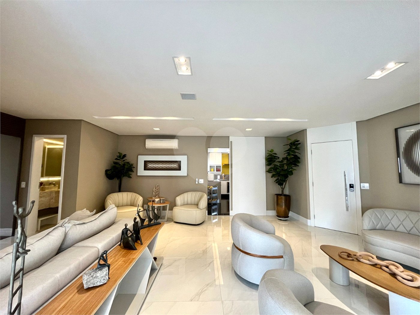 Apartamento à venda com 3 suítes em Vila Mascote, São Paulo, SP